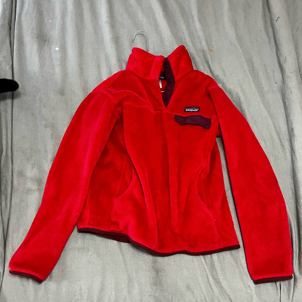 Red Patagonia Re-tool snap jacket, size medium but fits like small
